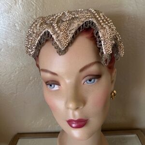 REGAL 1950s' INTRICATELY BEADED COCKTAIL HAT